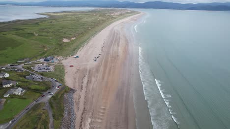 Hallo-Sicht-Zoll-Strand-Dingle-Halbinsel-Irland-Drohnen-Luftaufnahme