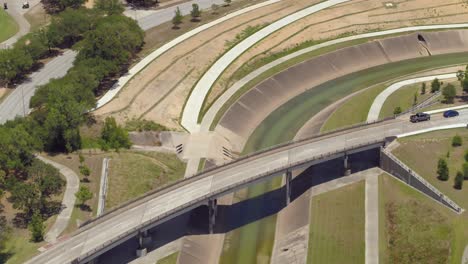 Aerial-of-the-Buffalo-Bayou-in-Houston,-Texas