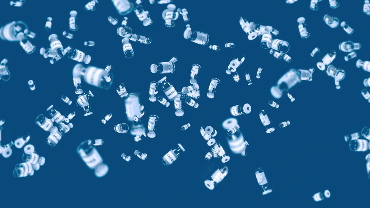 파란색 배경에 많은 백신 병을 날려. 의학 개념. 바이러스 치료. 투명한 액체. 백신의 3d 루프 애니메이션.
