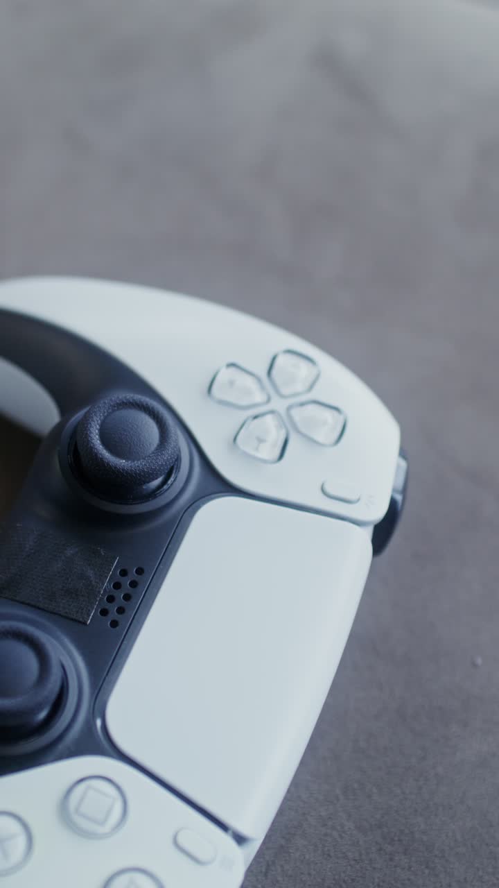 PlayStation 5 DualSense Controller