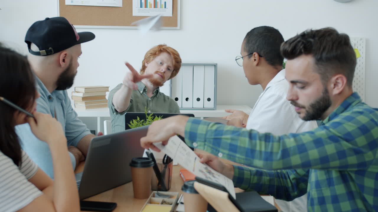 진행 중인 팀 회의