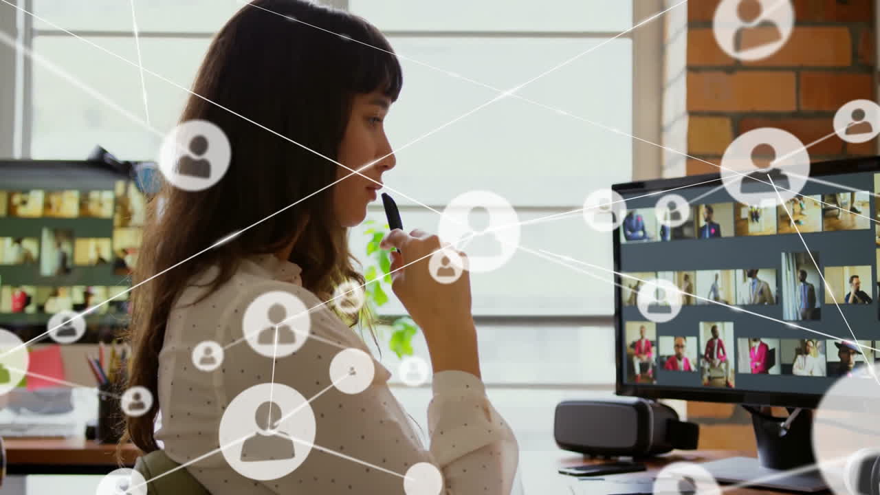 animación de la red de conexiones sobre la mujer que participa en una reunión virtual