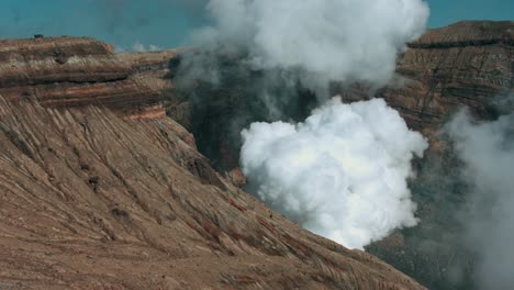 volcán monte aso - kumamoto, kyushu, japón