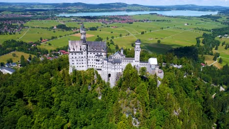 neuschwanstein castle bavarian alps germany