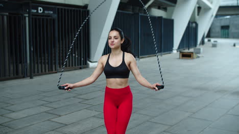 Closeup-fit-girl-jumping