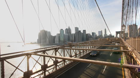 Brooklyn-Bridge-Cars-01