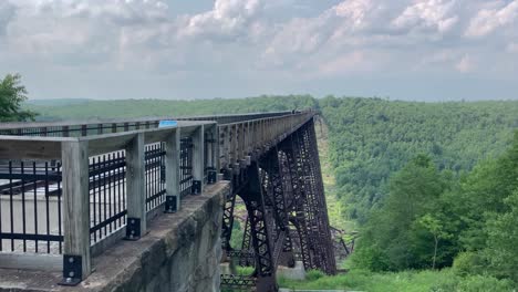 Der-Beobachtungspunkt-Im-Kinzua-State-Park