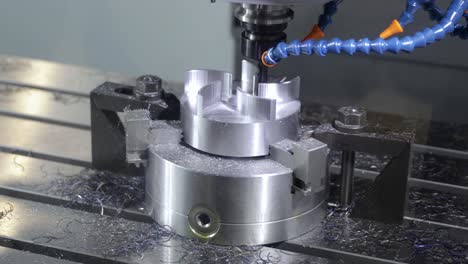máquina de fresado cnc para el trabajo de metales.