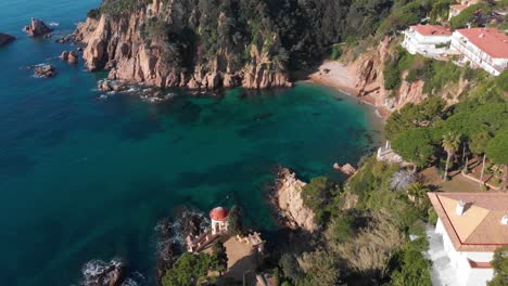 Luftaufnahme-Cala-Sant-Francesc,-Blanes-Costa-Brava-Botanico