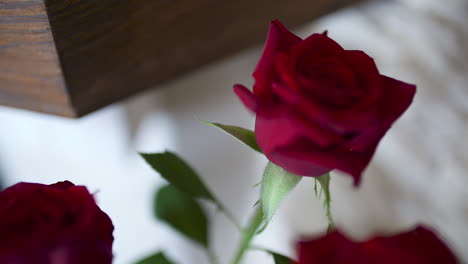elegant wedding flower arrangement close up