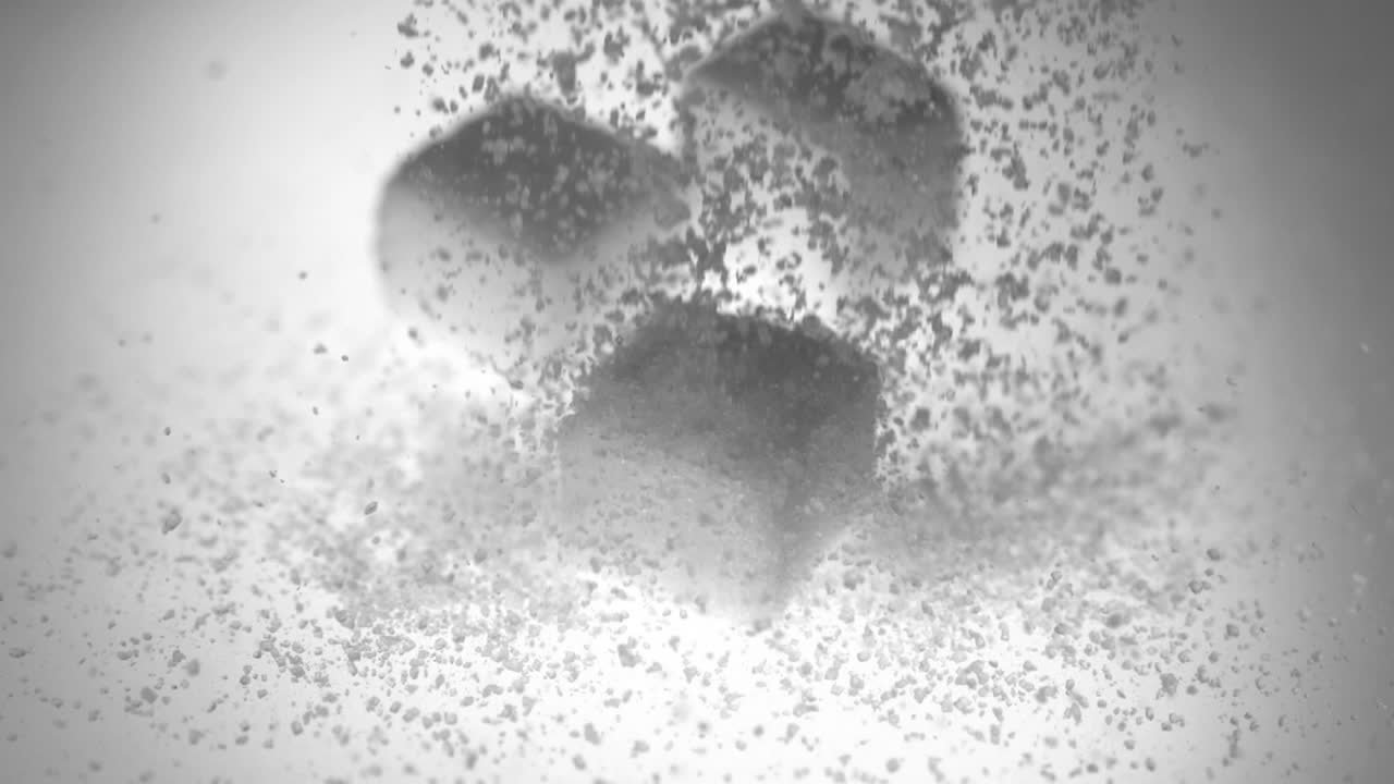 azúcar derramado sobre cubos de azúcar