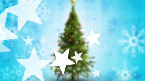 animación de estrellas de navidad cayendo sobre el árbol sobre un fondo azul claro