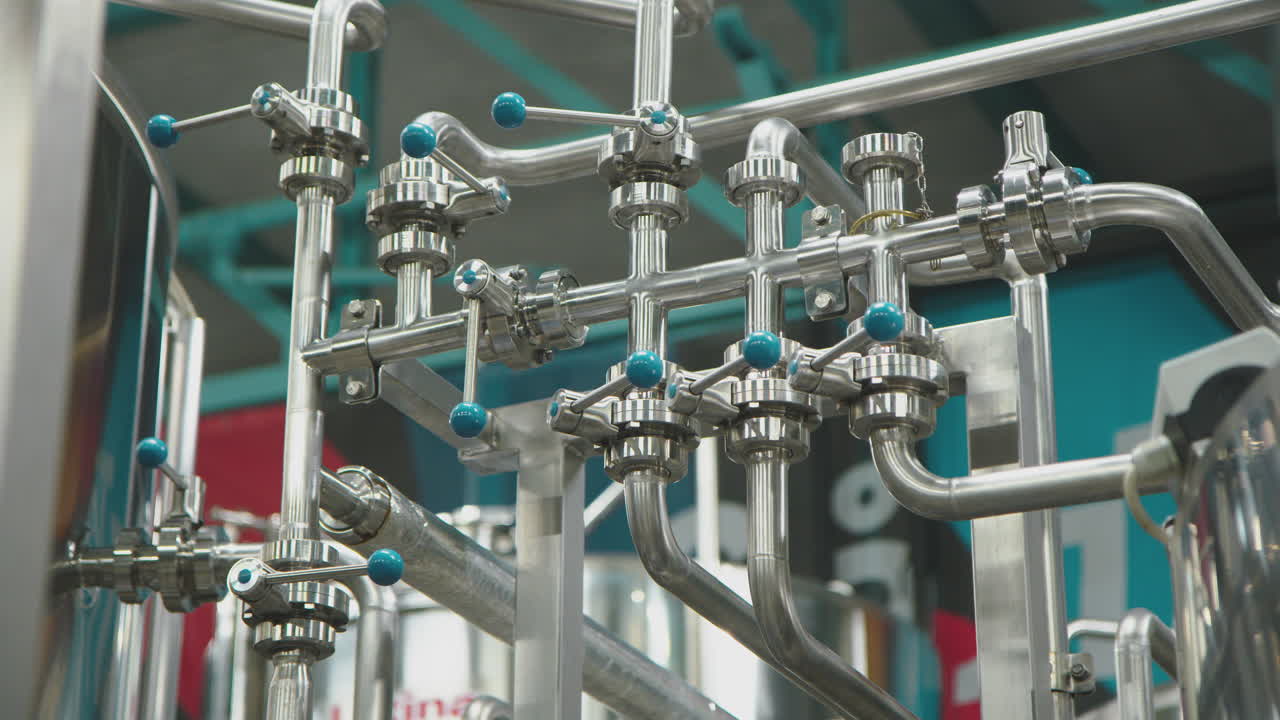 tuberías y válvulas industriales