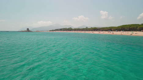 Bari-Sardo-Strand,-Insel-Sardinien,-Italien