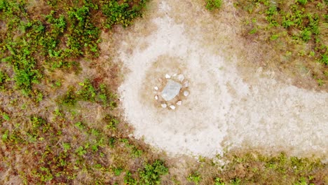 Vista-Aérea-De-Los-Círculos-De-Piedra-Megalíticos