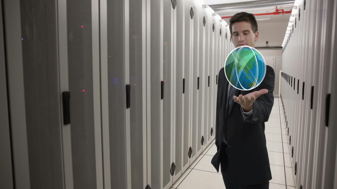 técnico masculino en una sala de servidores 4k