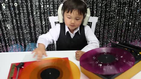 Child-DJ-28