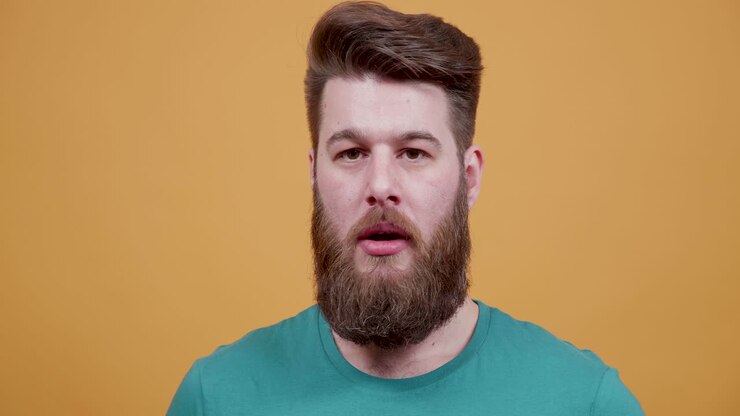 Uomo con la barba