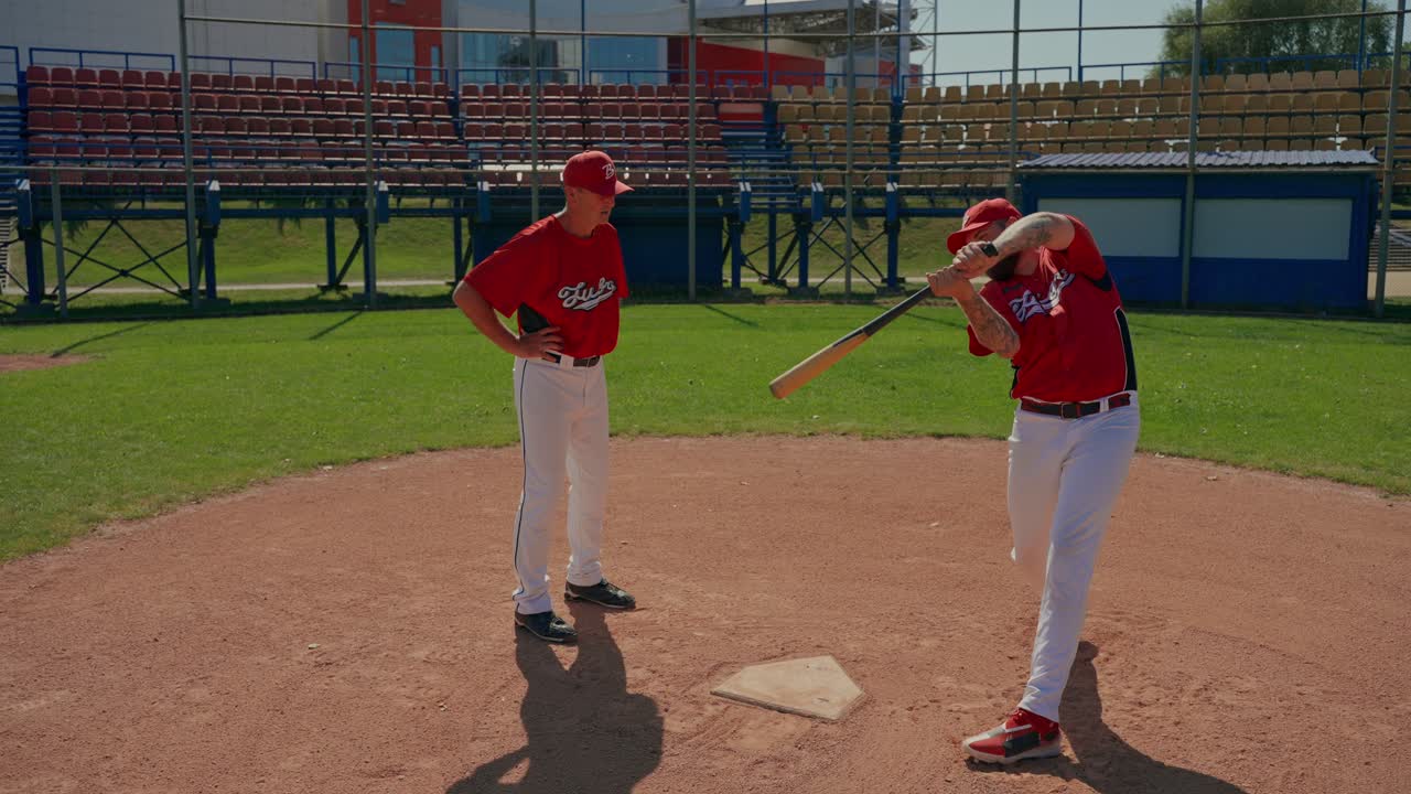 Allenamento di baseball sul campo
