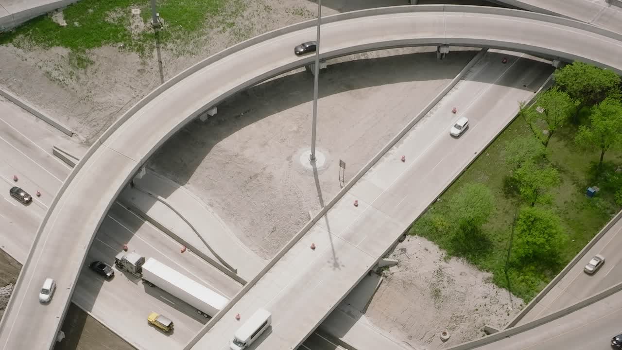 Aerial view of Chicago highway and busy traffic during the day