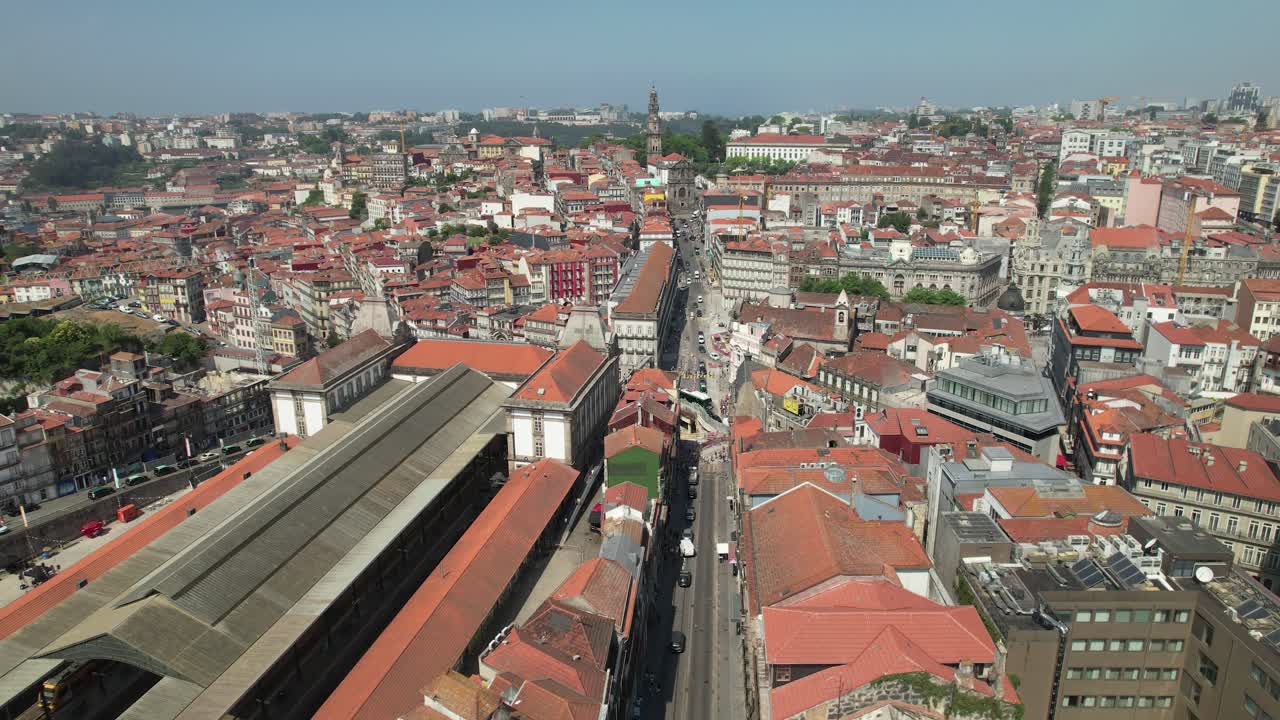 Edifici storici della città di Porto, Portogallo, in vista aerea