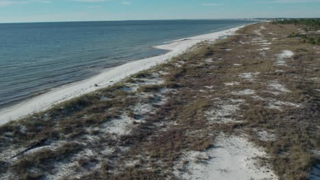 Luftflug-Mit-Stranddünen-Und-Abgelegenem-Strand-Am-Golf-Von-Mexiko