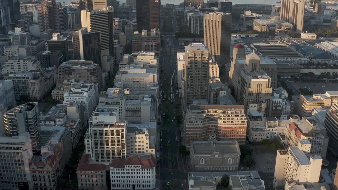 큰 계획을 가진 큰 도시