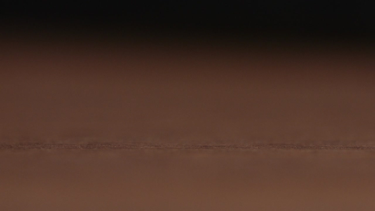 매크로 카드를 4k로 팬합니다.