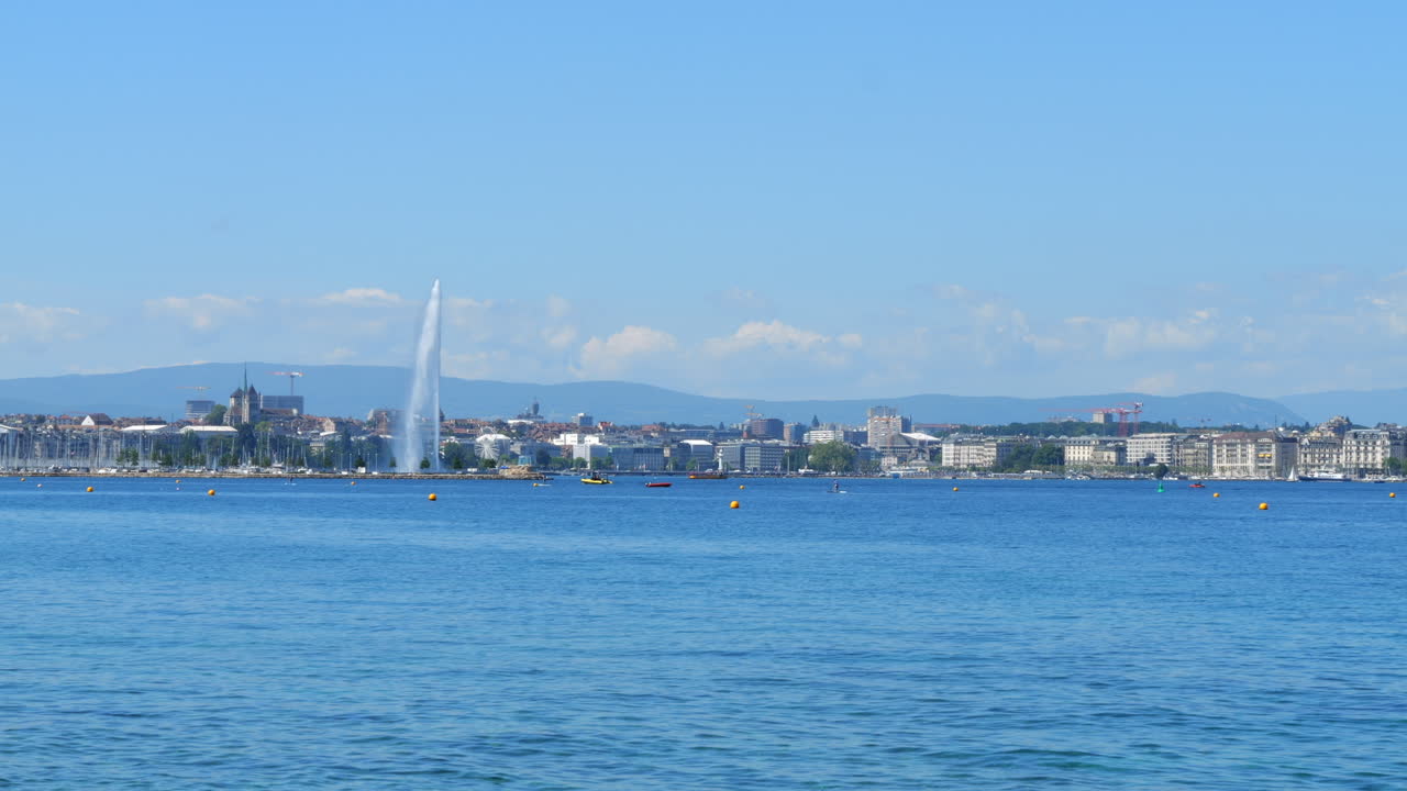 Geneva Lake in Switzerland. Jet d'Eau Famous Water Fountain and City