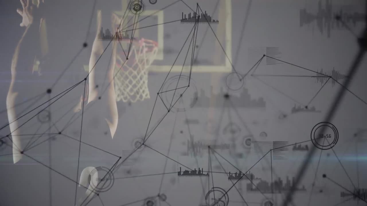 animación de procesamiento de datos, redes de conexiones sobre jugador de baloncesto masculino de raza mixta en el gimnasio
