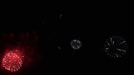 원활한 루프 실제 불꽃놀이 전시 축제, 다채로운 새해 불꽃 놀이 4k