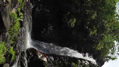 Escena-Tropical-Paradisíaca-De-La-Cascada-Ta-Gu,-Vietnam