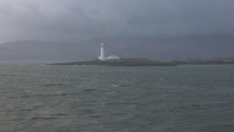 Handaufnahme-Des-Leuchtturms-Von-Lismore-Auf-Der-Insel-Eilean-Musdile