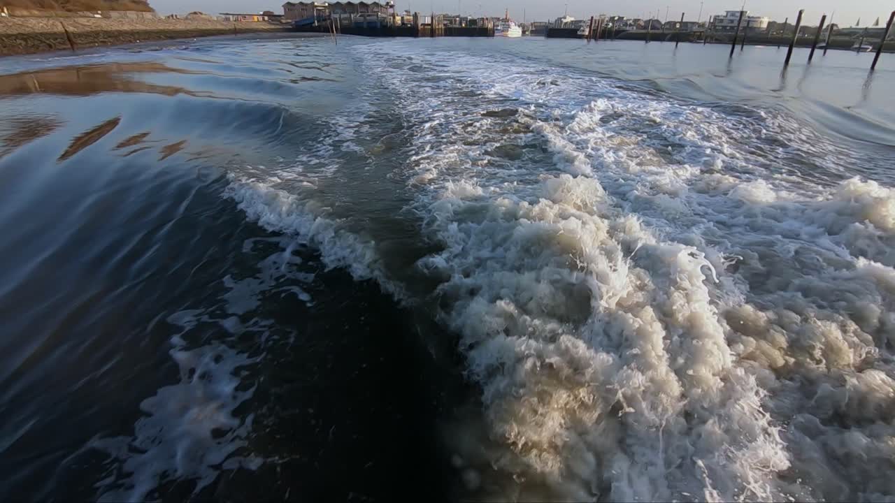 Beautiful closeup of the waves from the boat