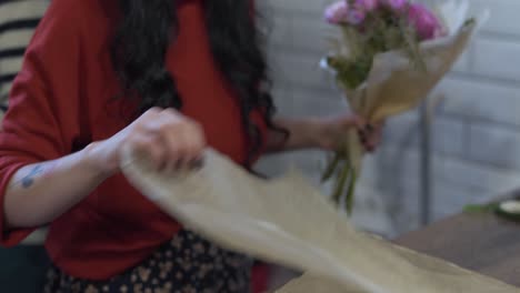 Woman-is-working-in-flower-shop