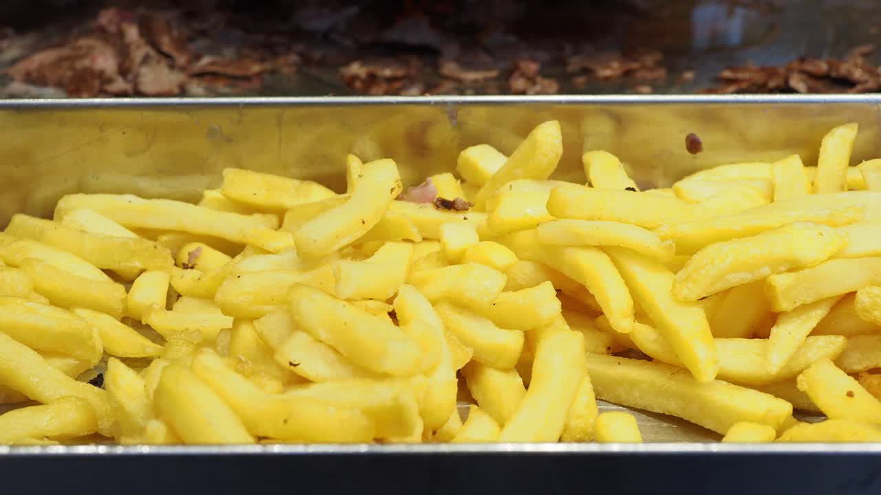 Patatas fritas recién cocinadas