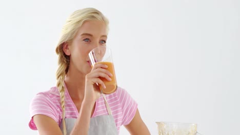 Beautiful-woman-having-smoothie