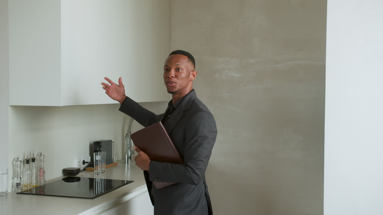 Real estate agent showing a house