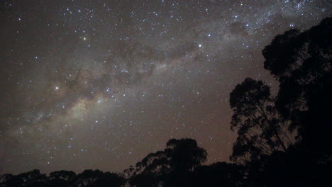 australia hermosa impresionante vía láctea cruz del sur noche estrella senderos 6 timelapse por taylor brant película