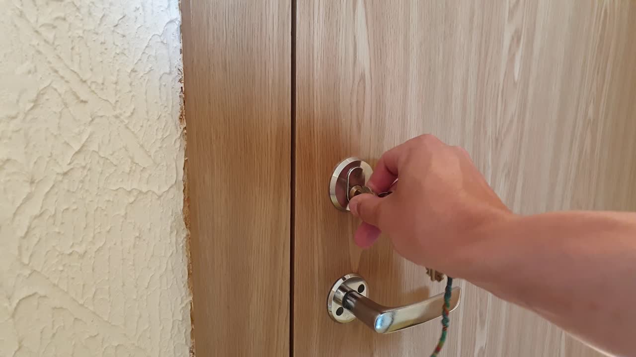 POV locking and unlocking door