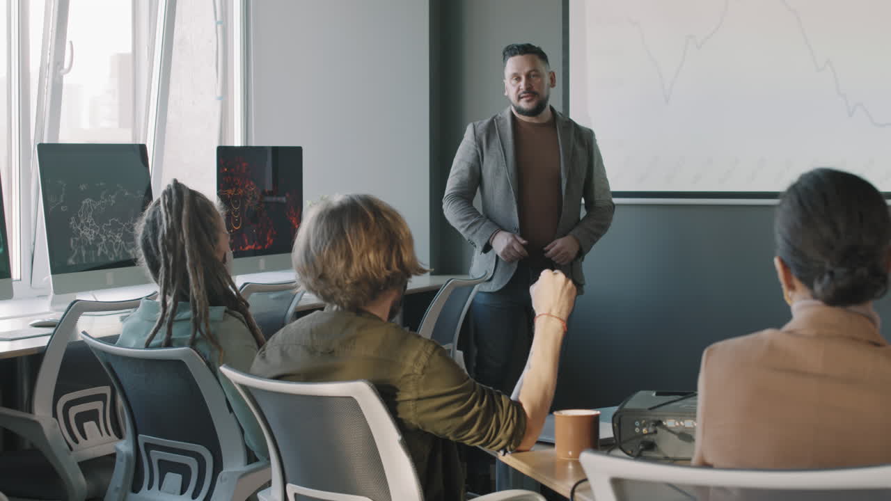 деловая презентация в современном офисе