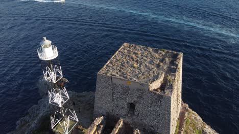 el faro filmado por drone en italia