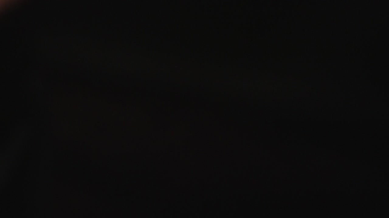 Magician Does Slight of Hand in 4K