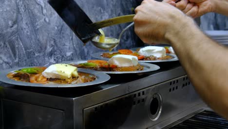 Turkish-iskender-Kebab