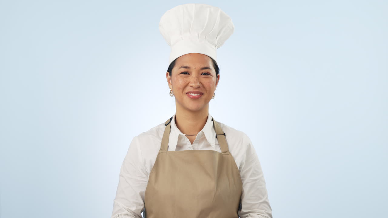 Donna, chef e viso con braccia incrociate, piccola