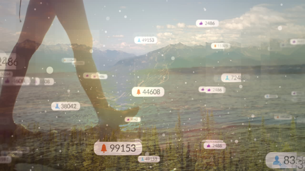 해변에서 고 있는 백인 여성 위에 숫자를 가진 소셜 미디어 아이콘의 애니메이션