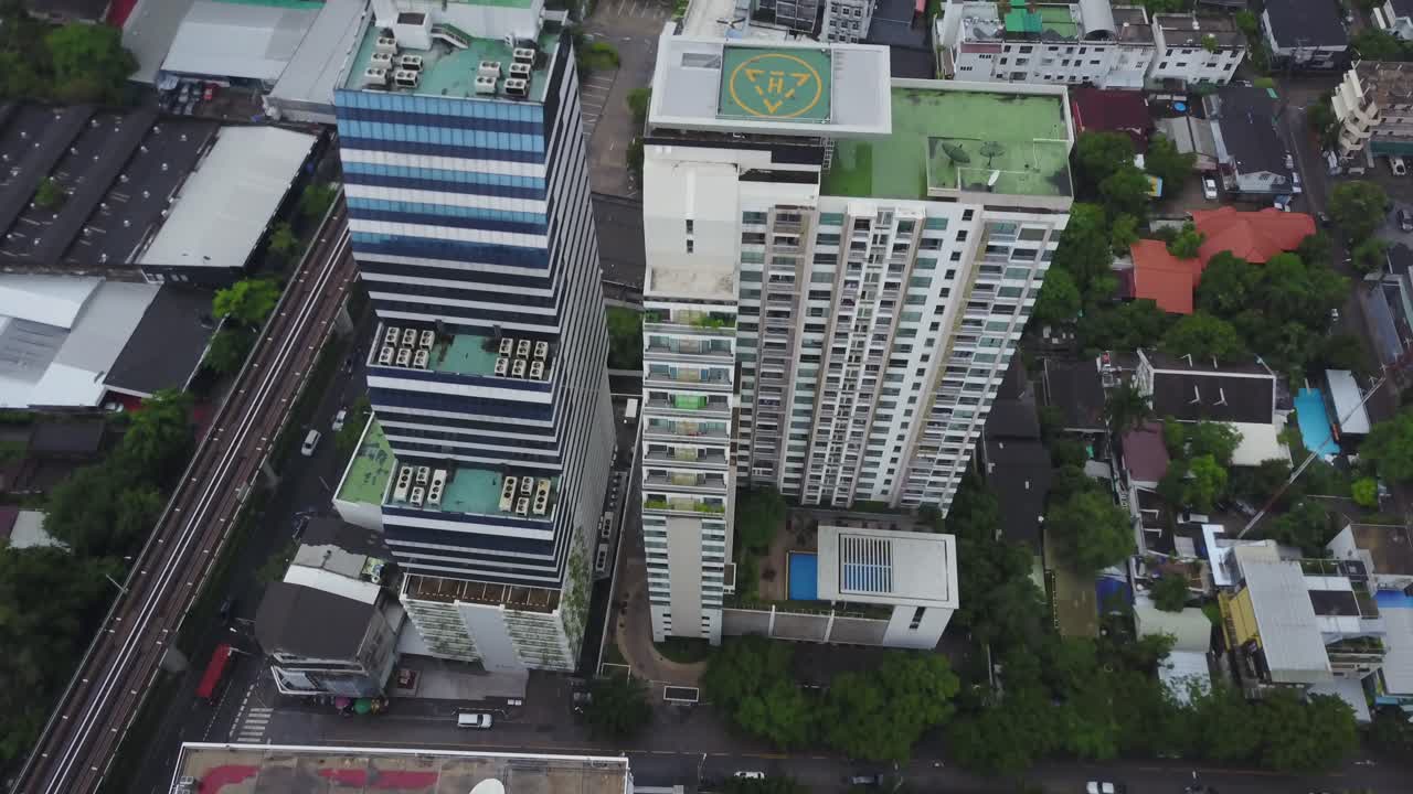 Vista Aérea da Paisagem Urbana de Bangkok com Arranha-céus