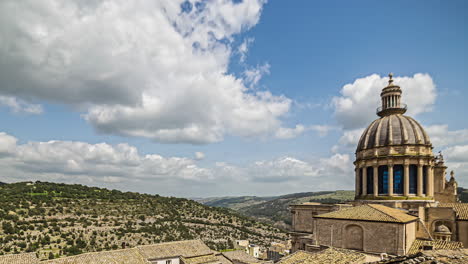 Catedral-De-San-Giorgio-En-Ragusa-Ibla,-Sicilia,-Italia