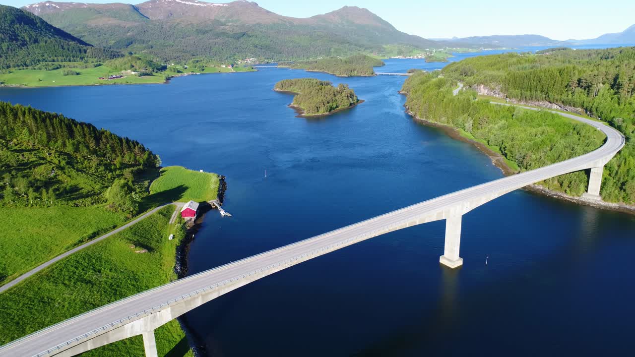 공중 영상 아름다운 노르웨이의 자연.