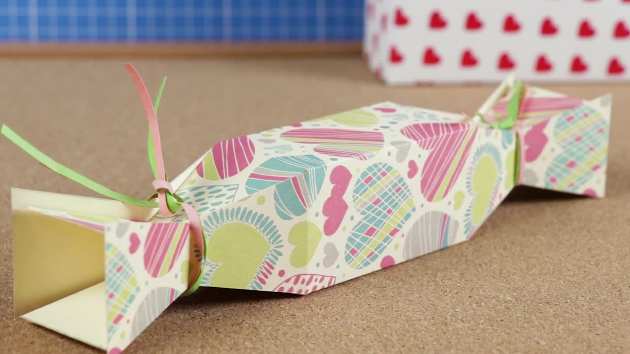 발렌타인 데이를 위한 수제 사탕 상자